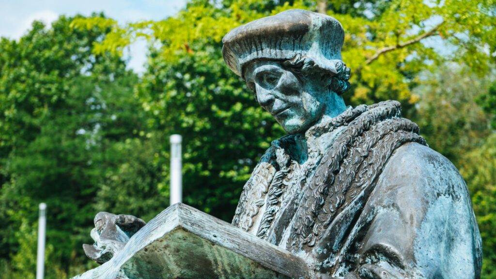 Erasmus - Standbeeld